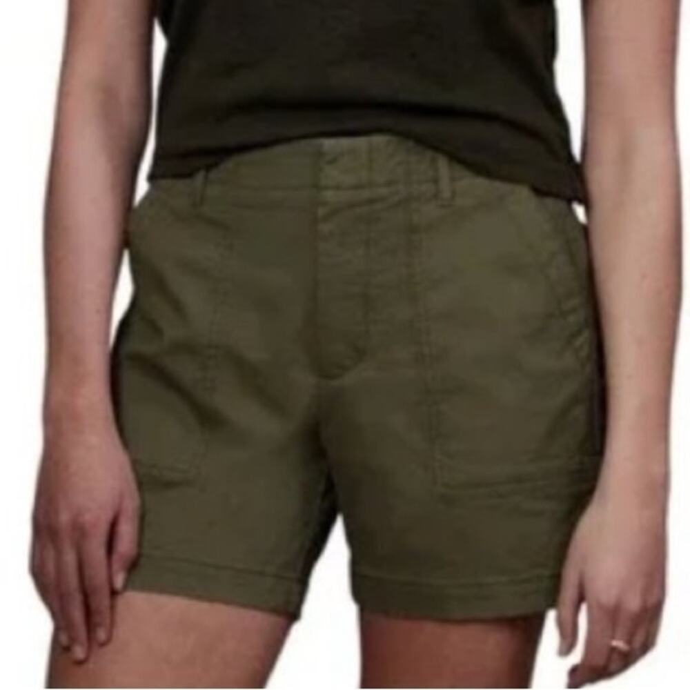 Banana Republic Olive Green Authentic Utility Chino Short 5" Khaki Shorts Sz 18